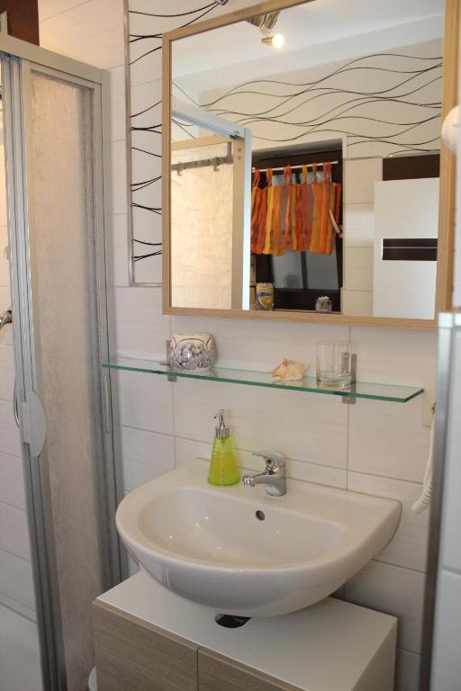 Ferienwohnung Athena room 2